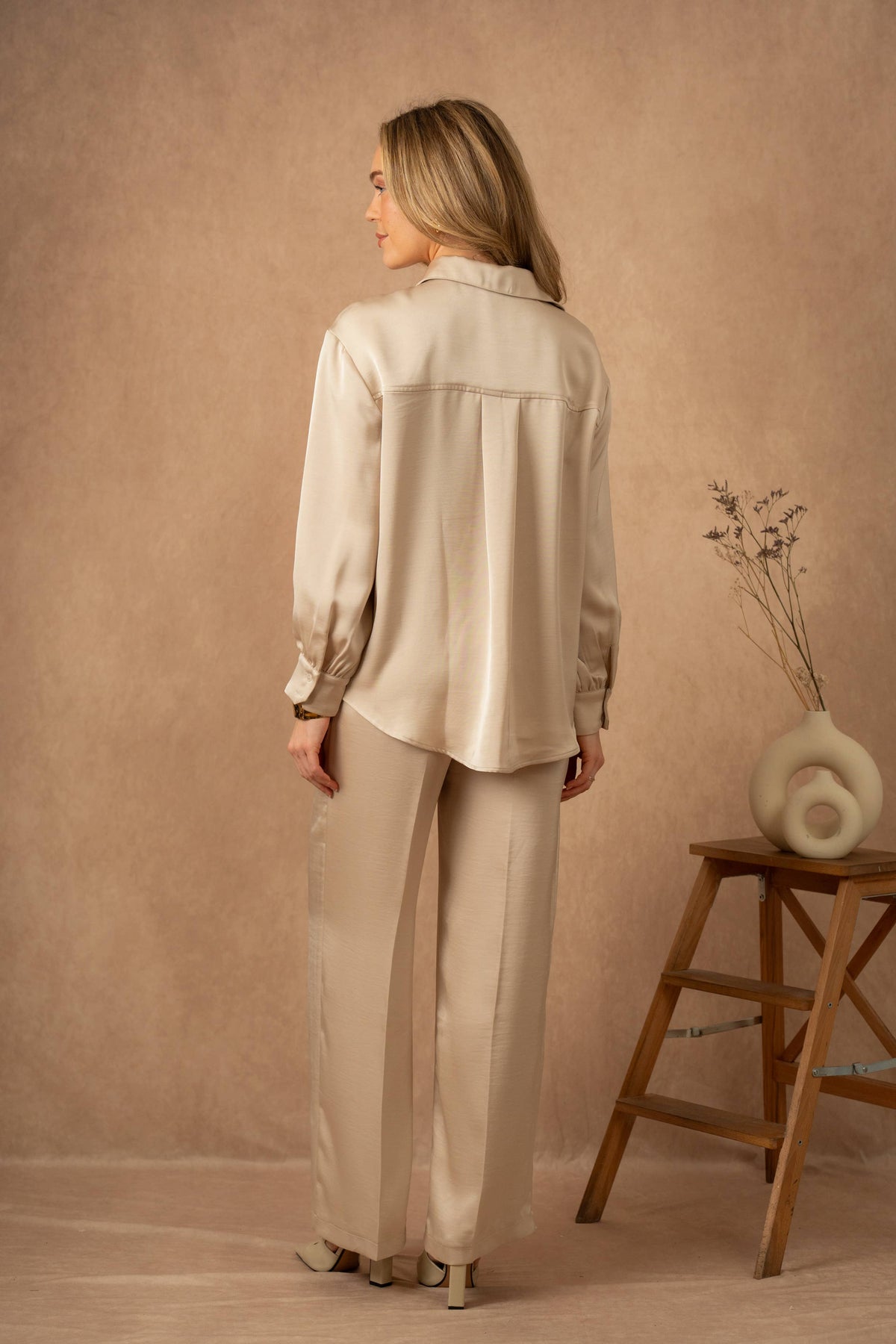LULUMARY LONG SATIN SHIRT Paita