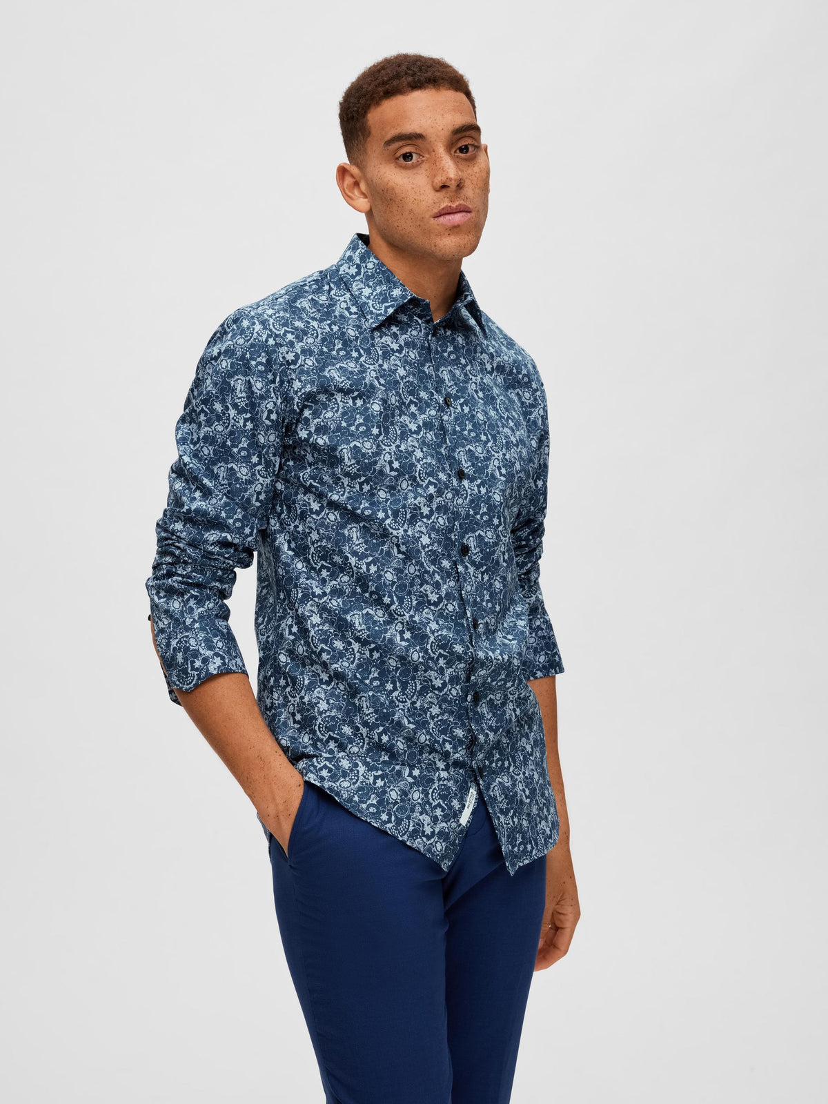SLHSLIM-ETHAN-AOP SHIRT LS Kauluspaita