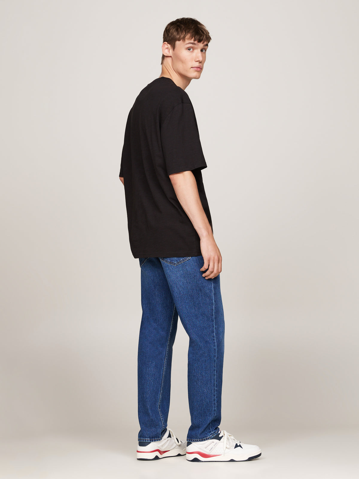 TJM OVZ RWB TJ TWIST TEE T-Paita