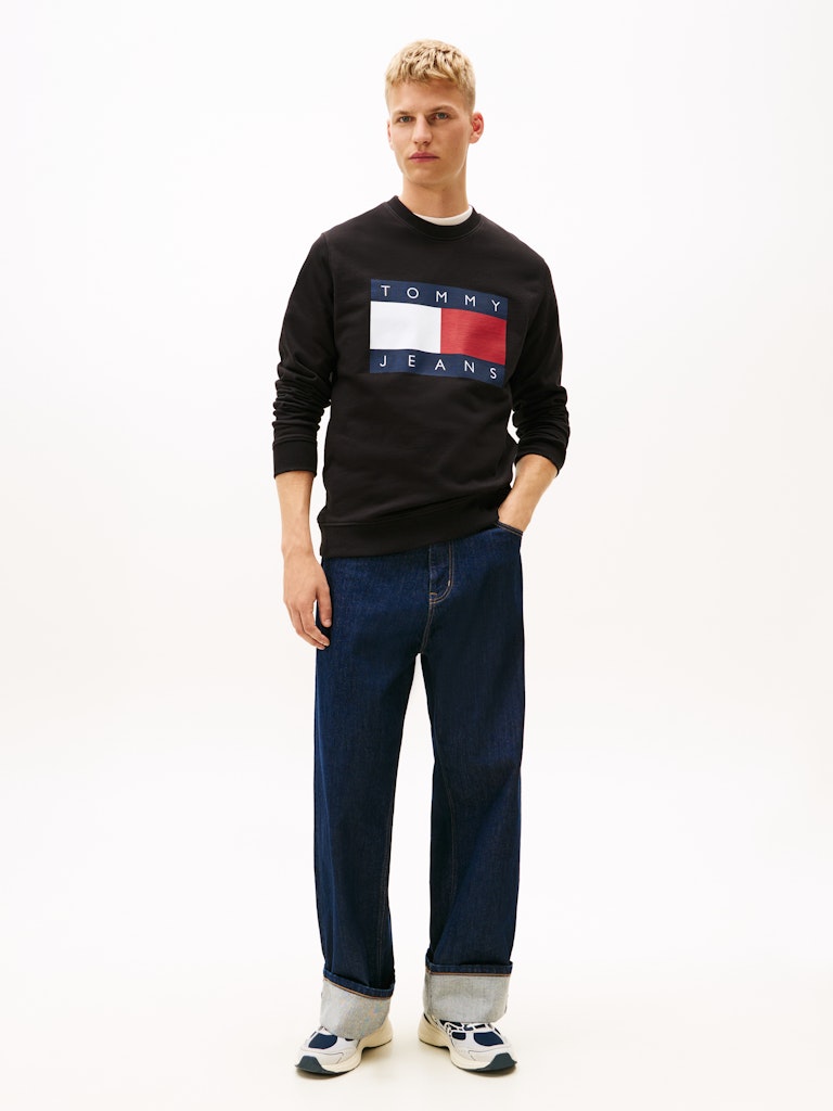 TJM REG BIG FLAG CNECK EXT Collegepaita