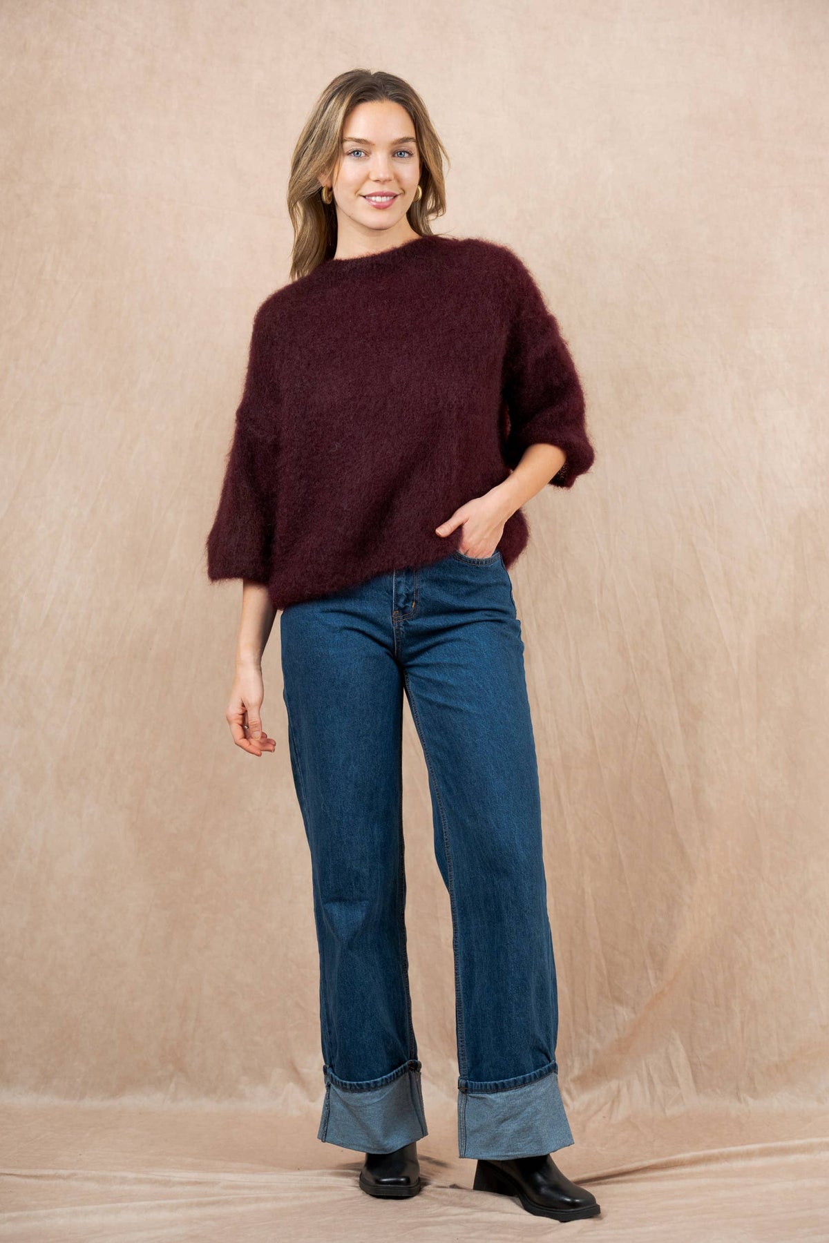 SHORT SLEEVE ROUND NECK SWEATER IN 80% KID MOHAIR: Beige / One size